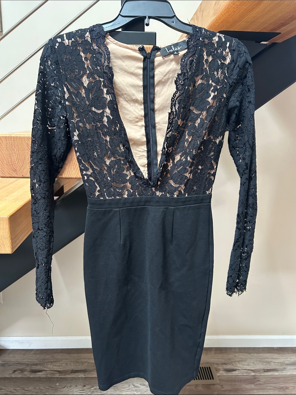 Lulu's Black Lace Plunge Long-Sleeve Sheath Dress